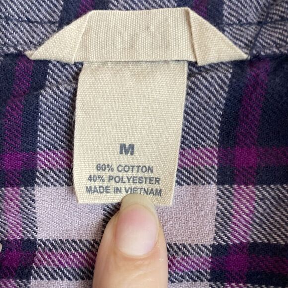 Duluth Trading Company Women’s Crosscut Wicking Flannel Shirt Side Medium - Picture 3 of 9